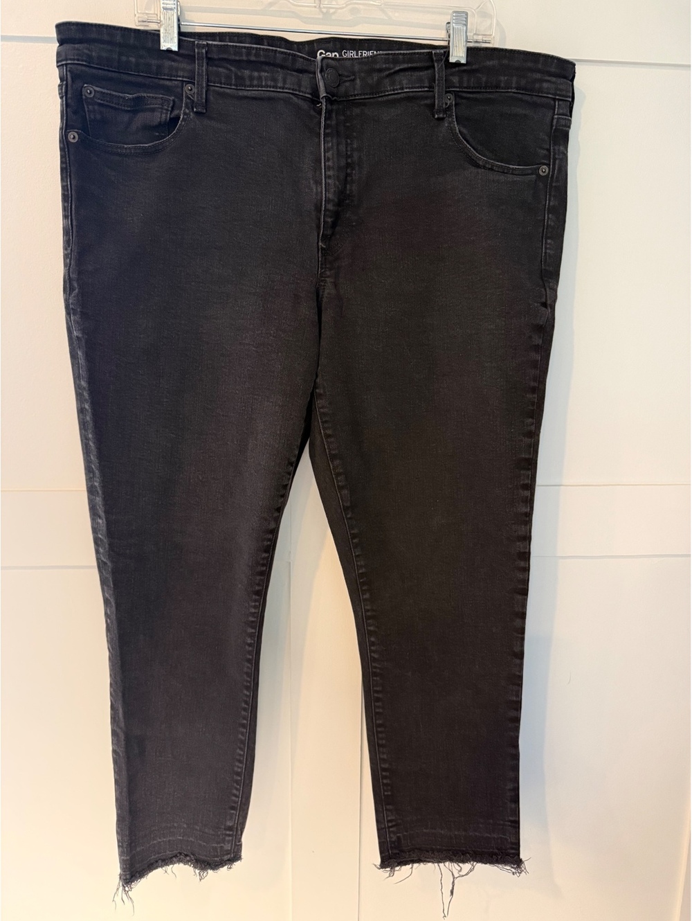 Gap Girlfriend Black Jeans Size 18/34R with Raw Hem